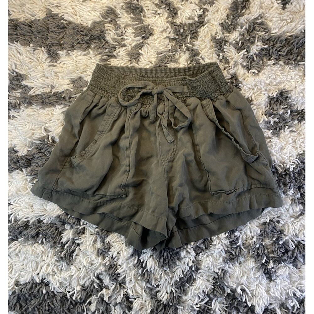 SONO Paperbag Shorts Olive Rayon Drawstring Waist Pockets Size M TWSH06